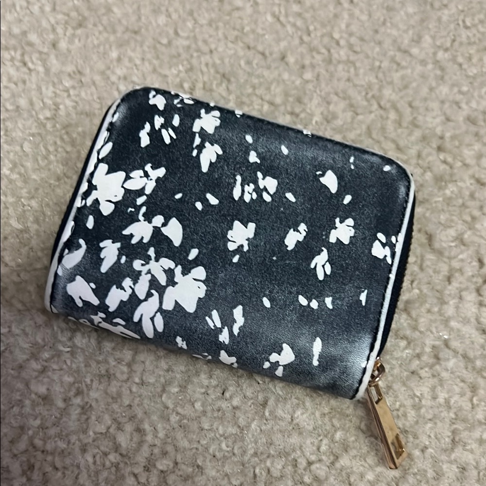 Black and White Floral Wallet